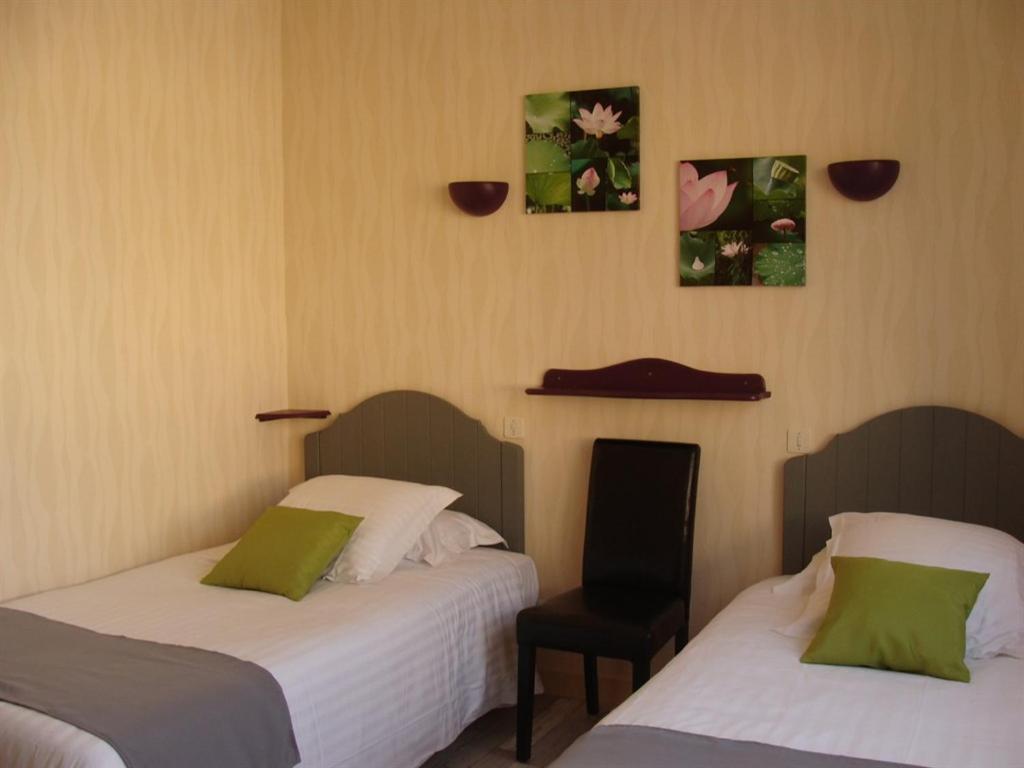 Fougères Hotel Le Flaubert الغرفة الصورة