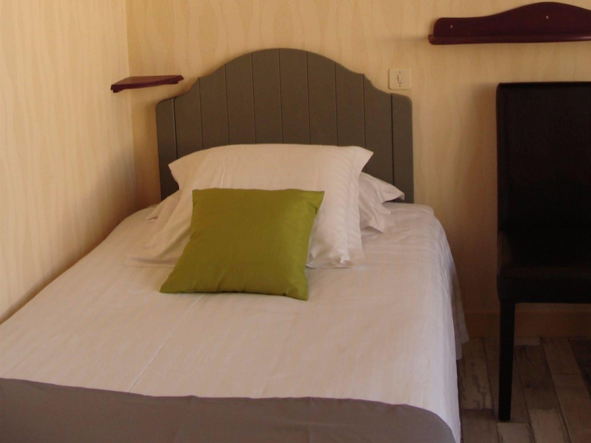 Fougères Hotel Le Flaubert المظهر الخارجي الصورة